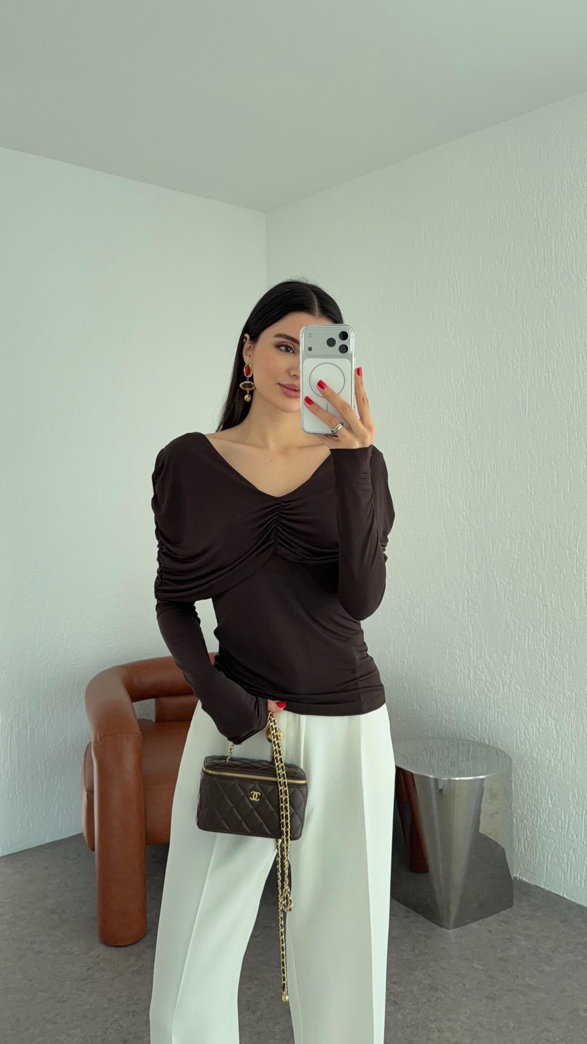 Omuz Drapeli Acı Kahve Bluz