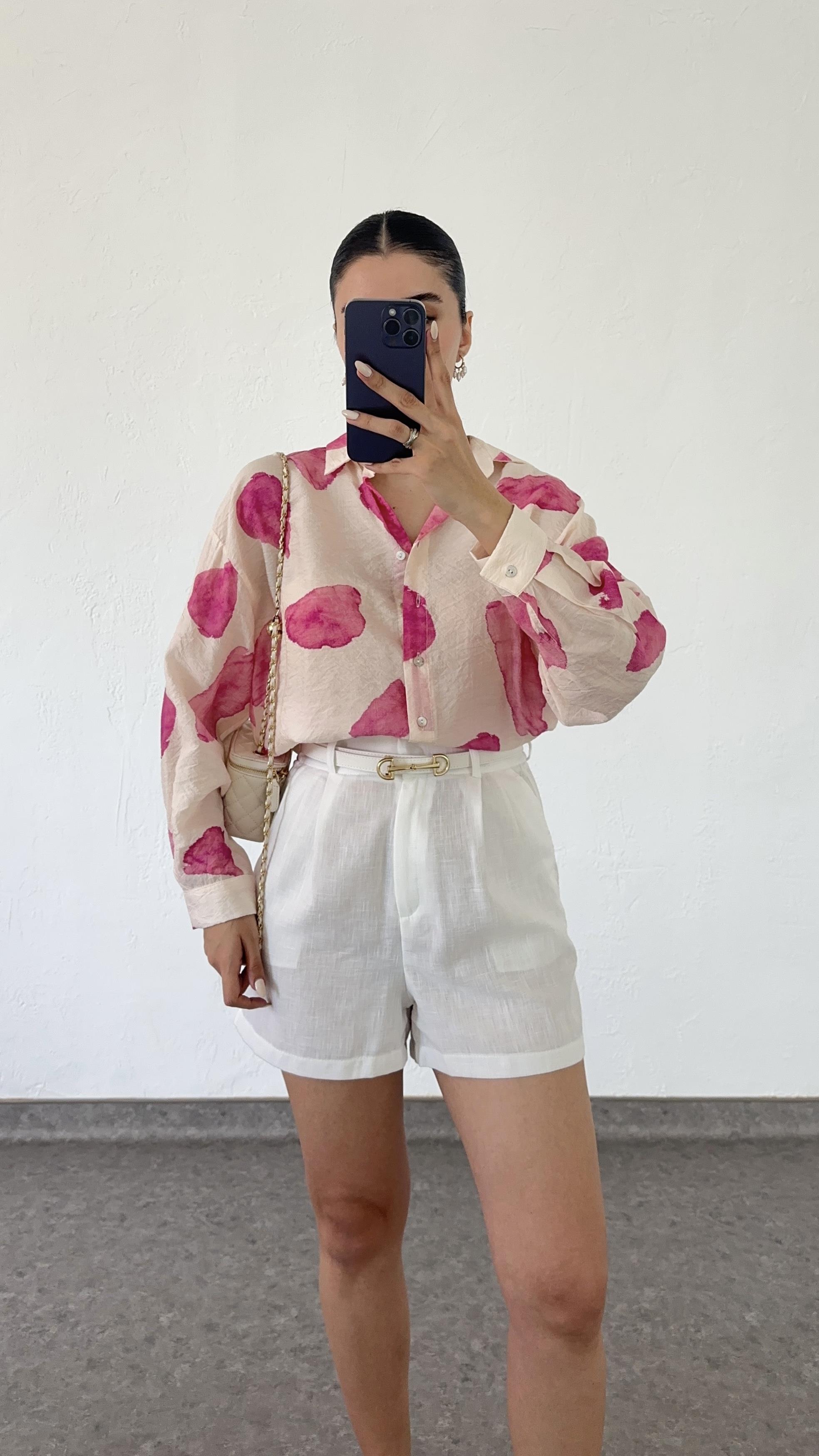 Pembe Desenli Gömlek