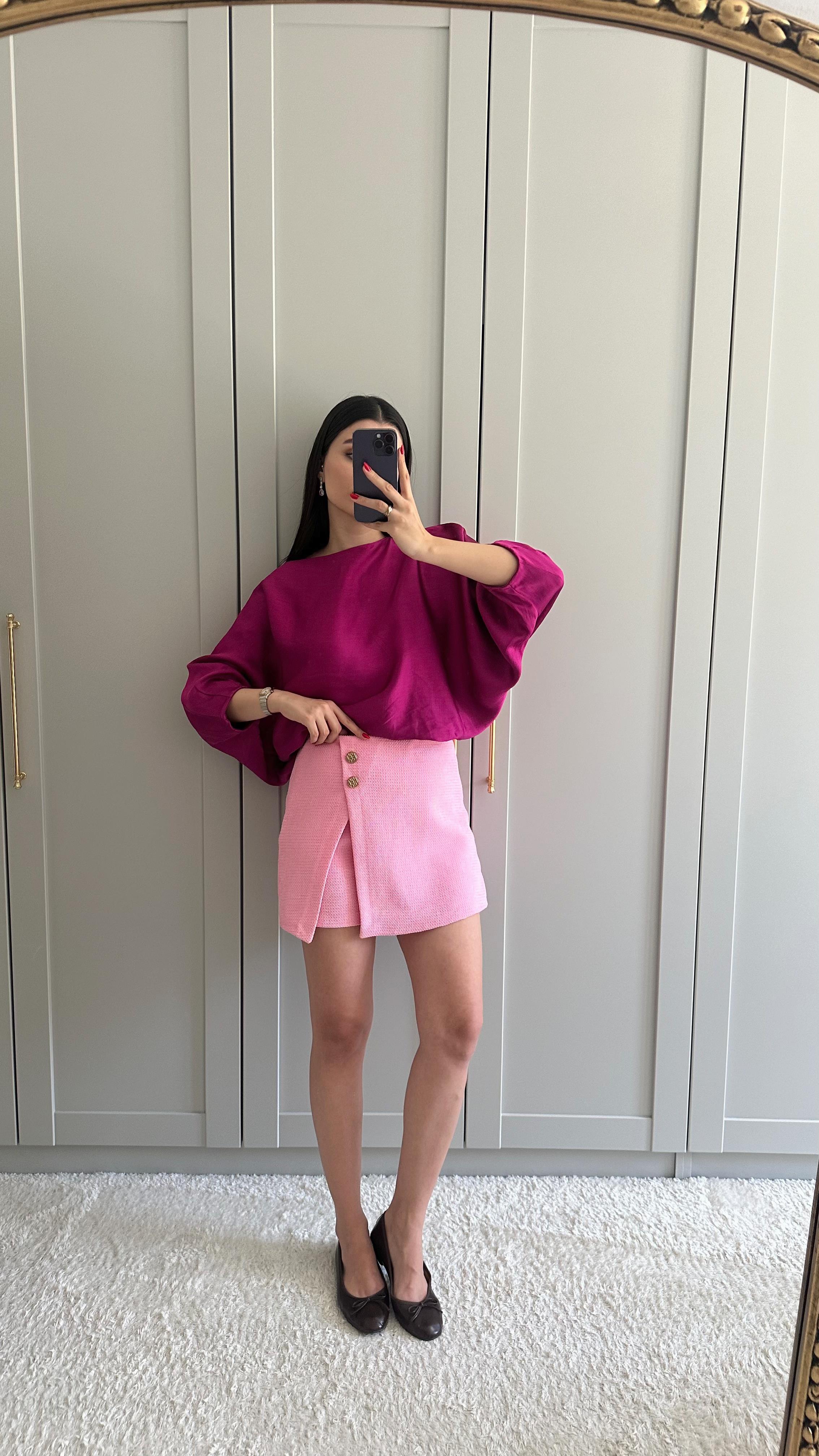 Pirinç Düğmeli Pembe Şort Etek