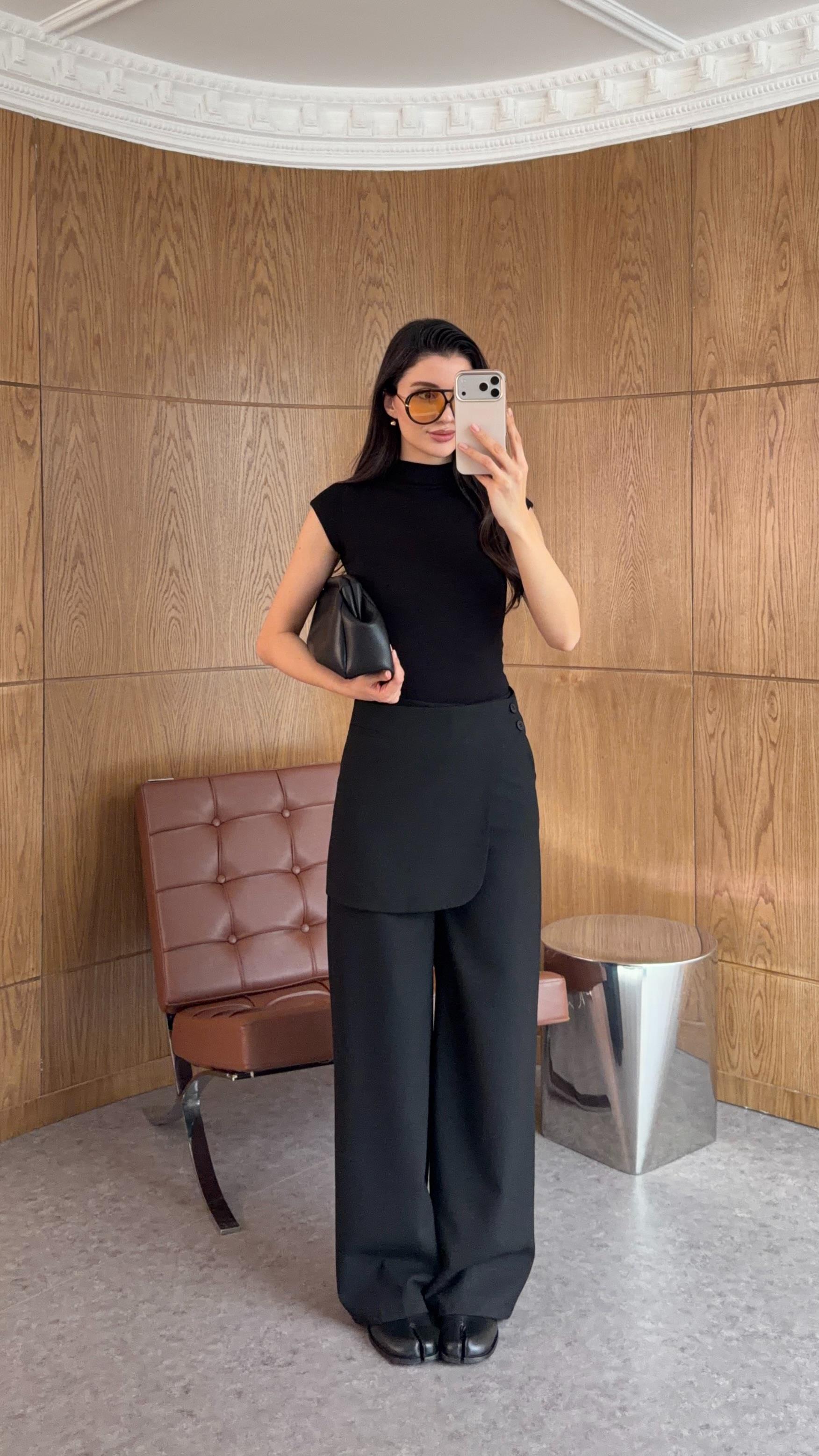 Seyyar Parçalı Siyah Pantolon