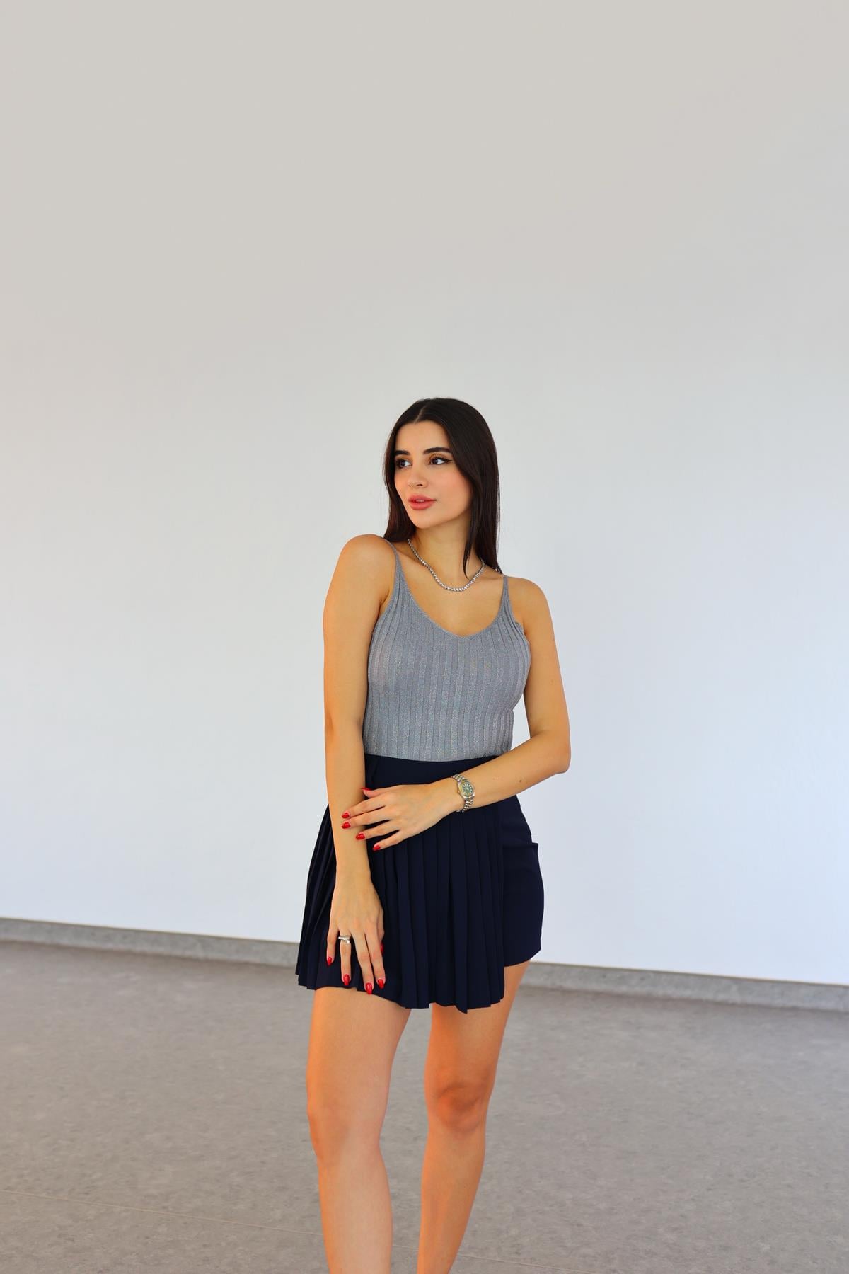 Simli Gümüş Atlet