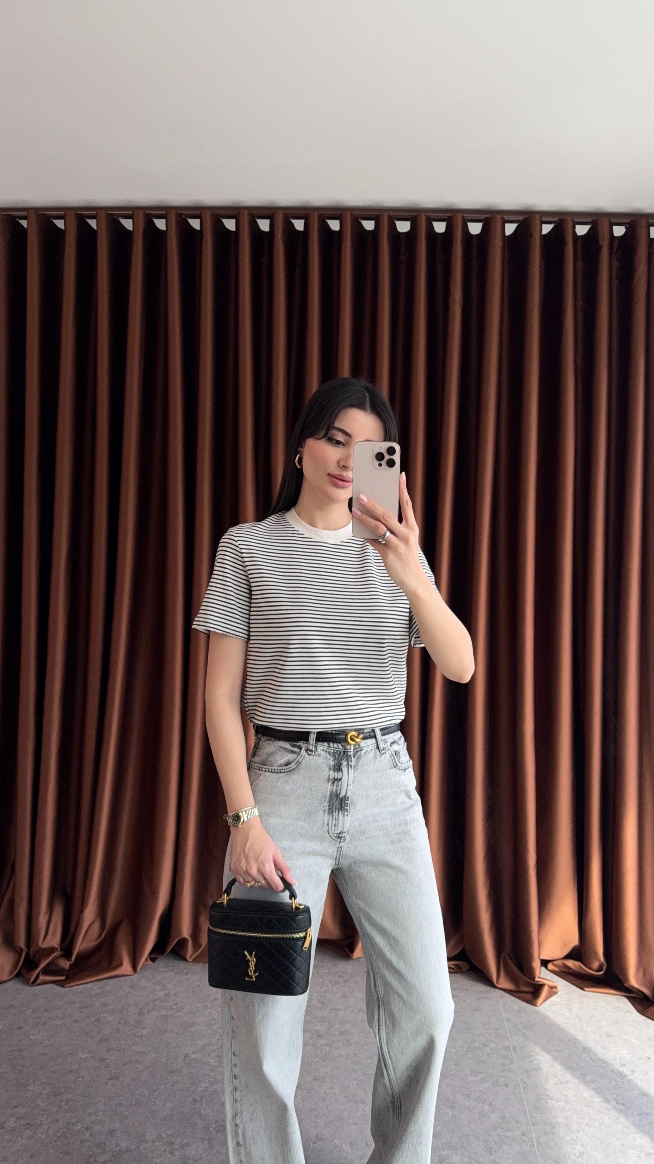 Siyah Çizgili Tok Doku Basic Tshirt