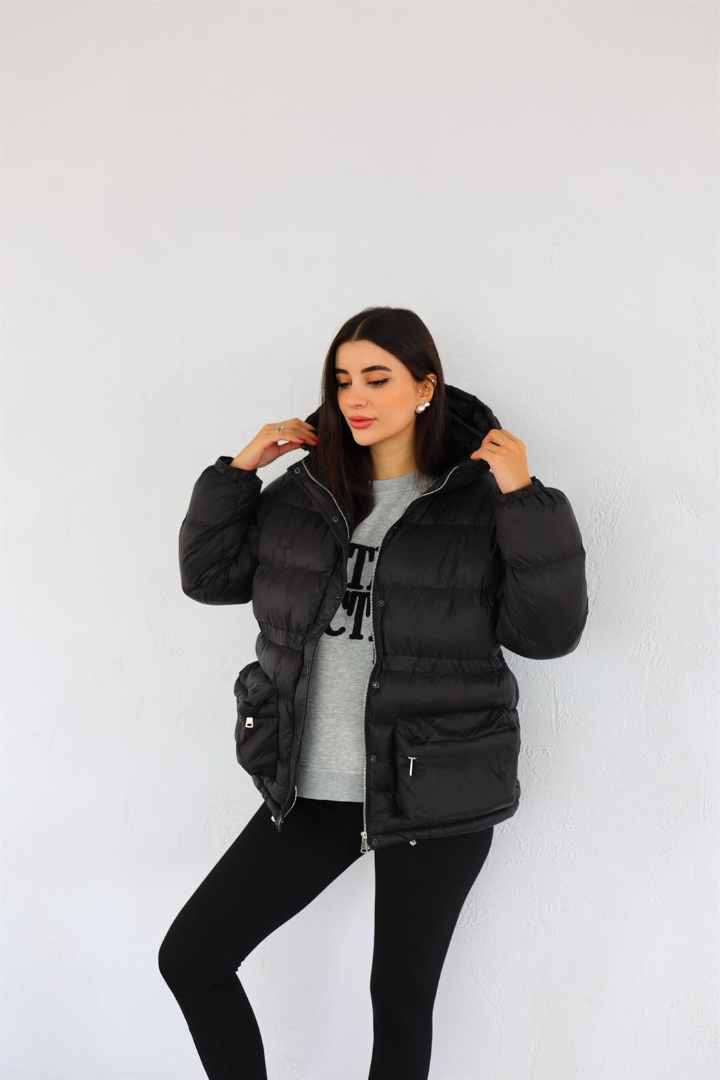 Siyah Şişme Mont