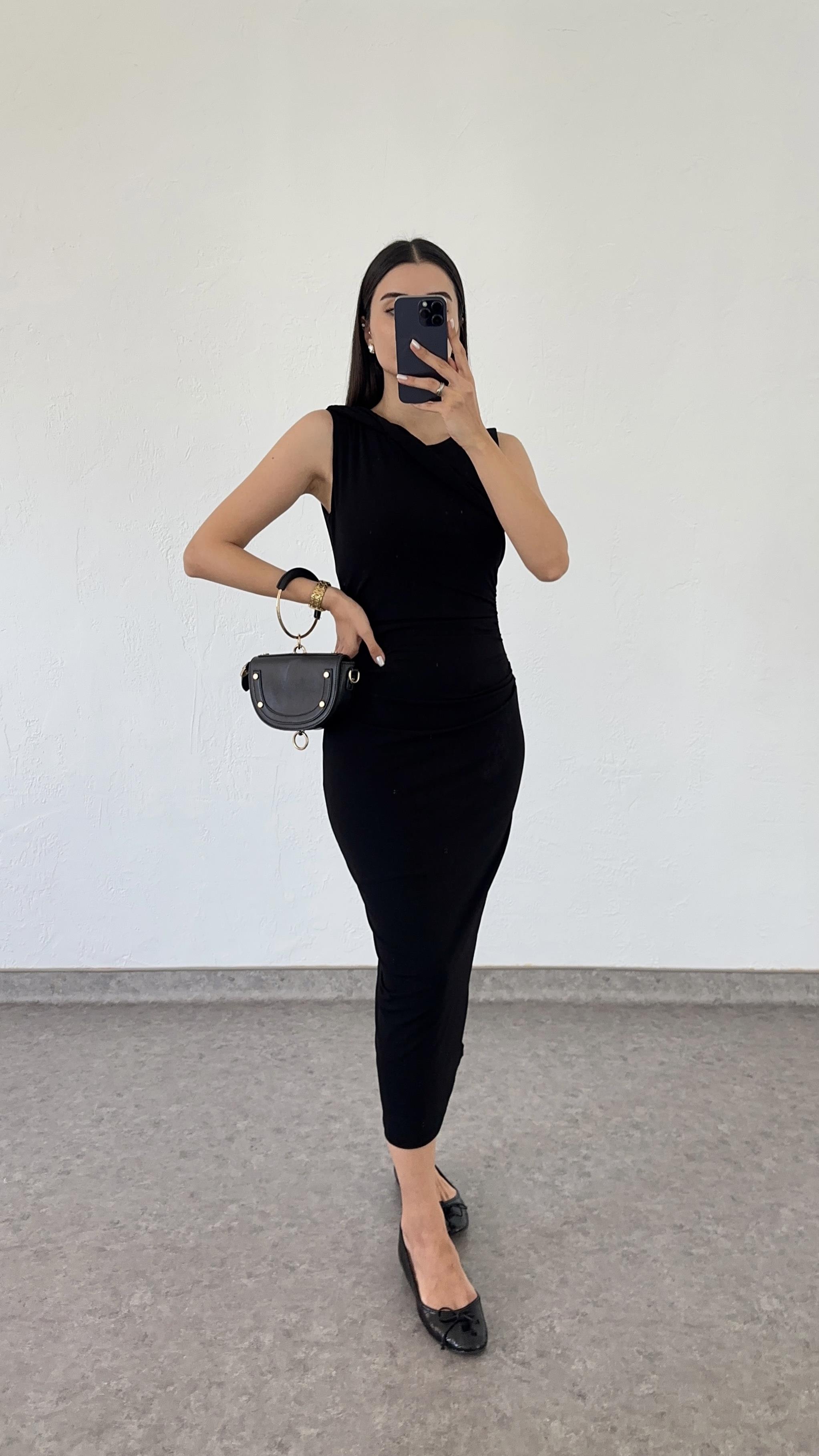 Siyah Uzun Kalem Elbise