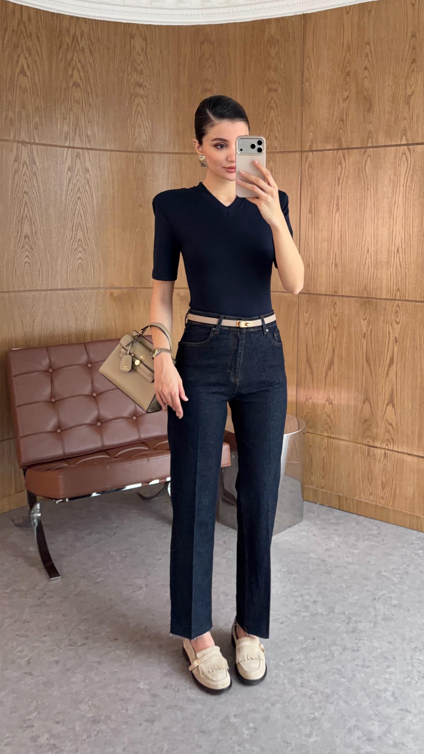 Ütü İzli Koyu Lacivert Jean