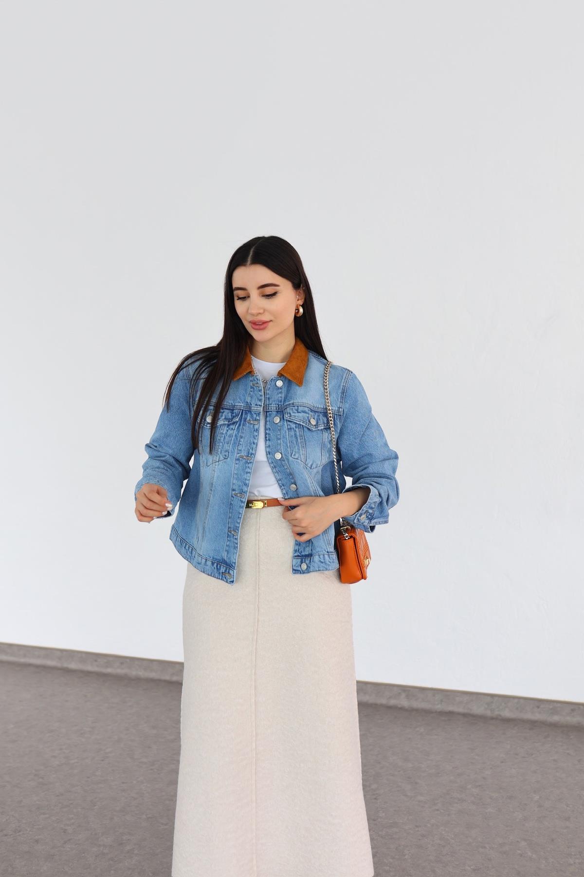 Yaka Detaylı Denim Ceket