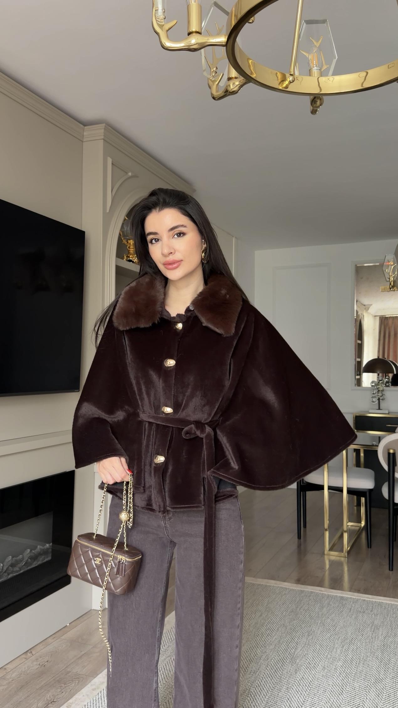 Yaka Kürklü Acı Kahve Panço