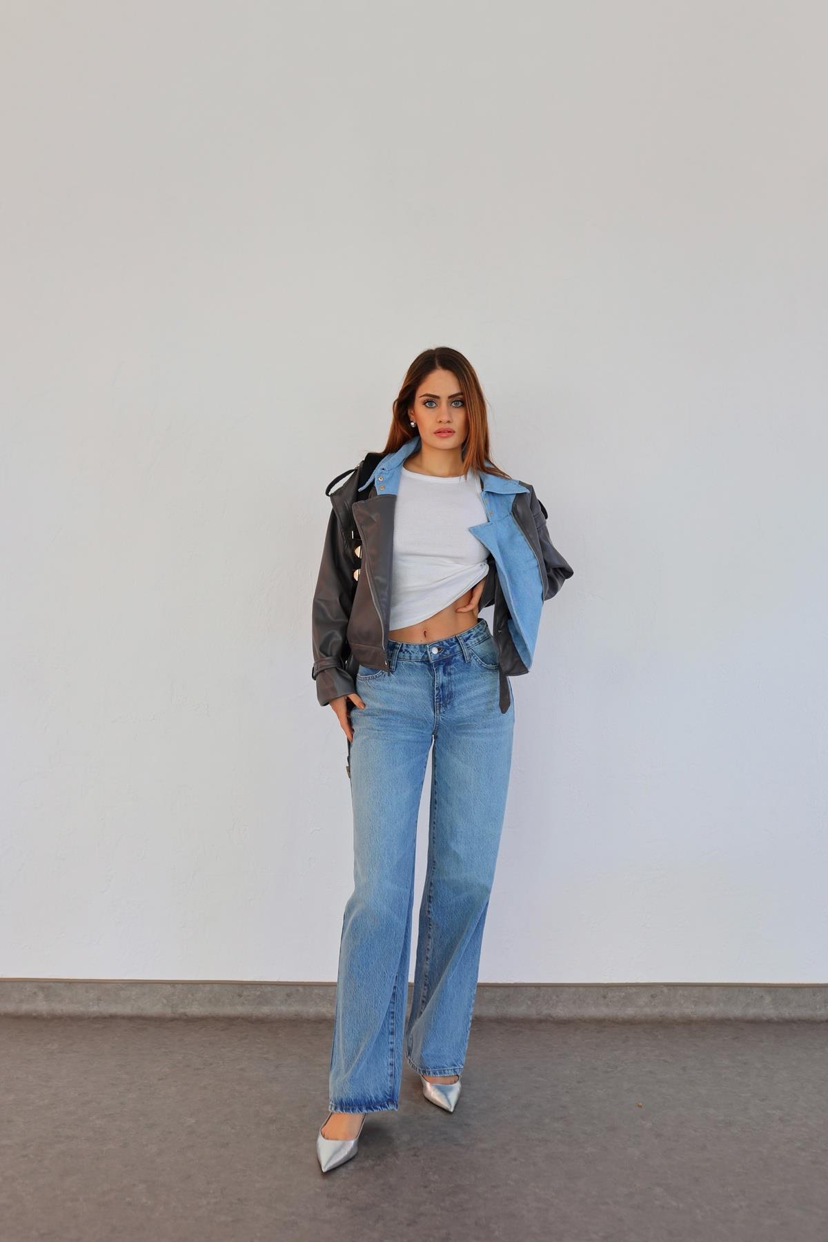 Yıkamalı Straight Jean