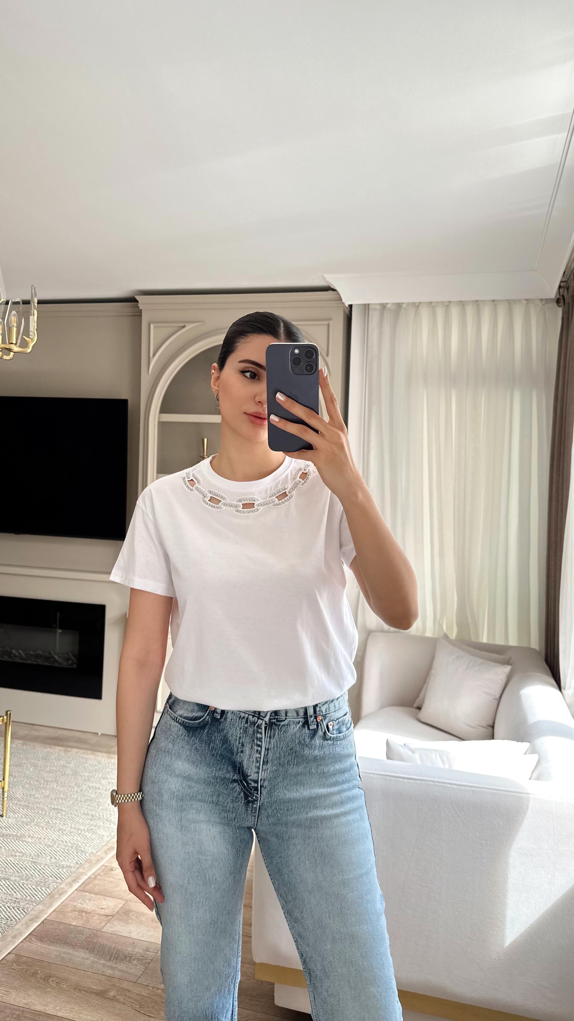 Zincir Tasarım Beyaz Tshirt