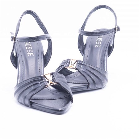 Gusse Andrones Kadın Büzgülü Sandalet 554-05SR
