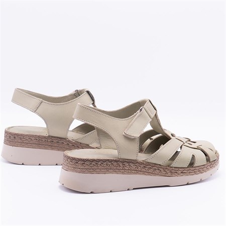 Gusse Comfort NO1 Kadın Hakiki Deri Günlük Sandalet-438