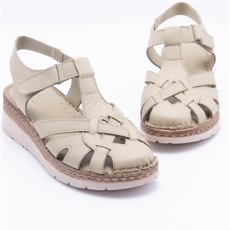 Gusse Comfort NO1 Kadın Hakiki Deri Günlük Sandalet-438