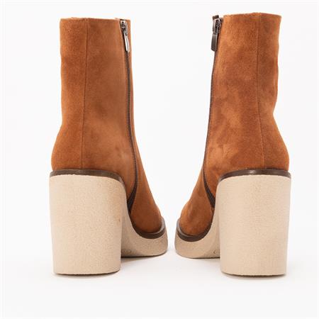 Gusse Enyo Kadın Hakıkı Suet Derı Bot K608-2