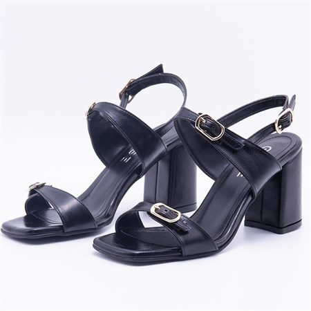 Gusse Novery Kadın Rugan Sandalet 610-5SR