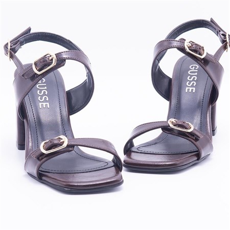 Gusse Novery Kadın Rugan Sandalet 610-5SR