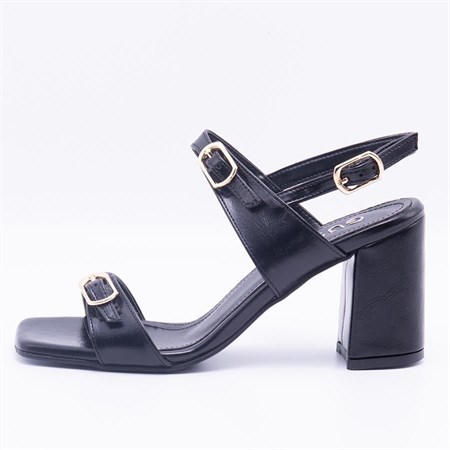 Gusse Novery Kadın Rugan Sandalet 610-5SR
