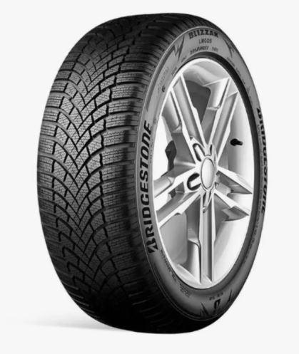 235/55R18 104V BLIZZAK 6 DOT:2025