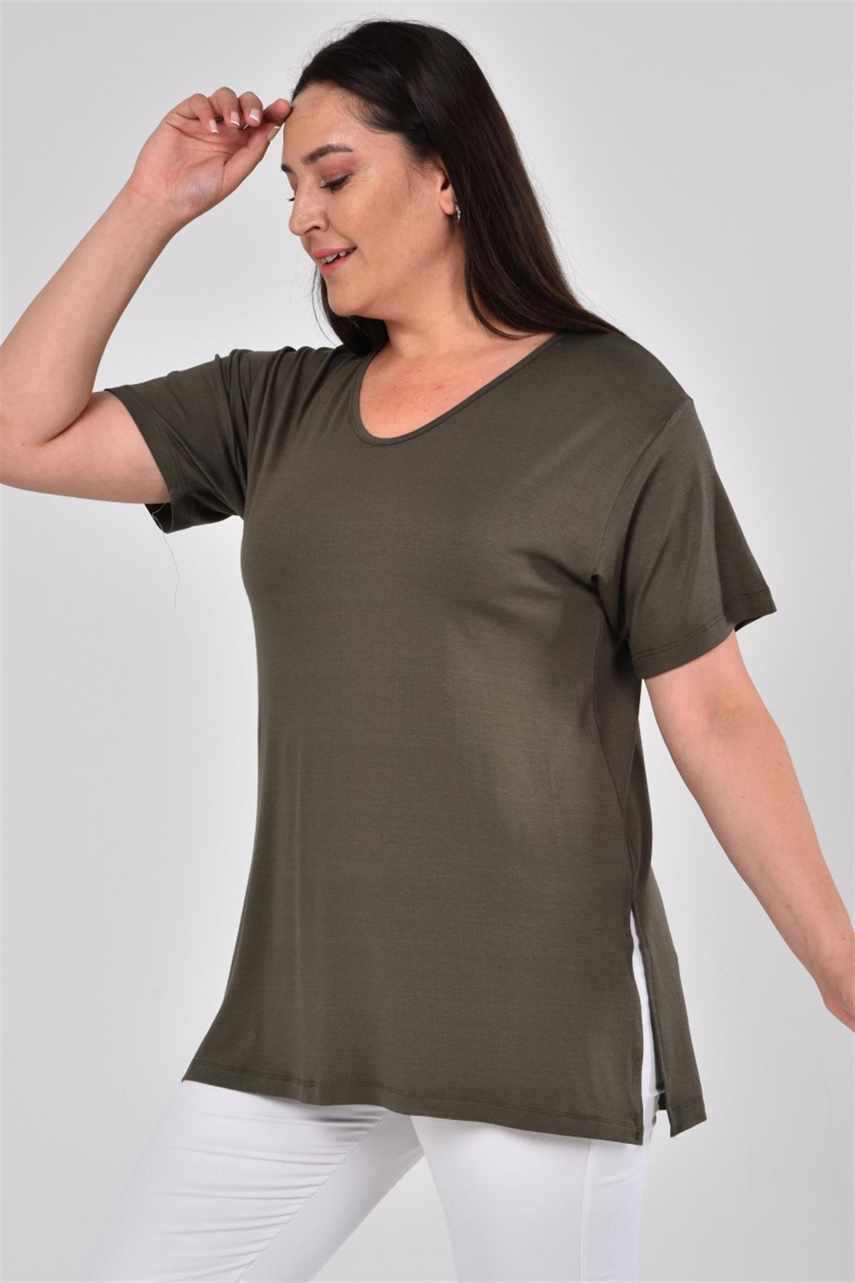 Büyük Beden Organik Pamuklu Yandan Yırtmaçlı Konfor Modeli Esnek Ve Rahat  Kumaş T-shirt