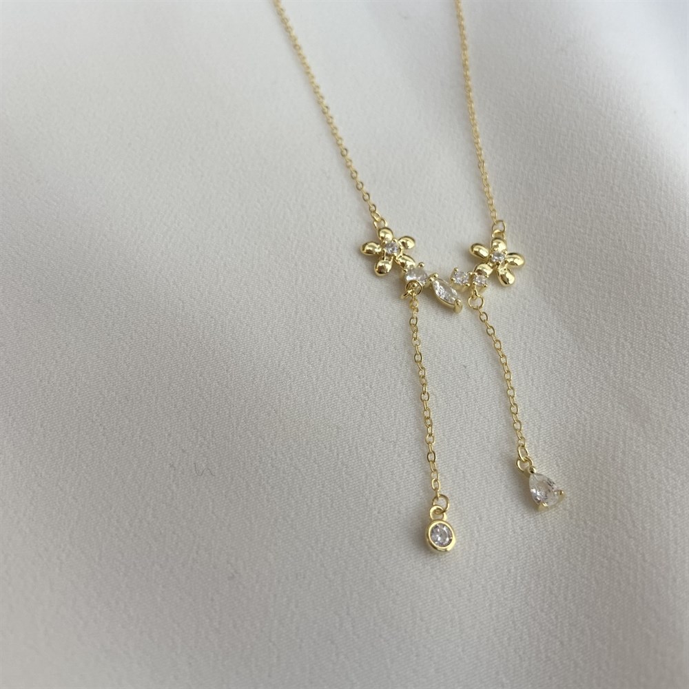 KolyeSaçaklı Çiçek Kolye Gold