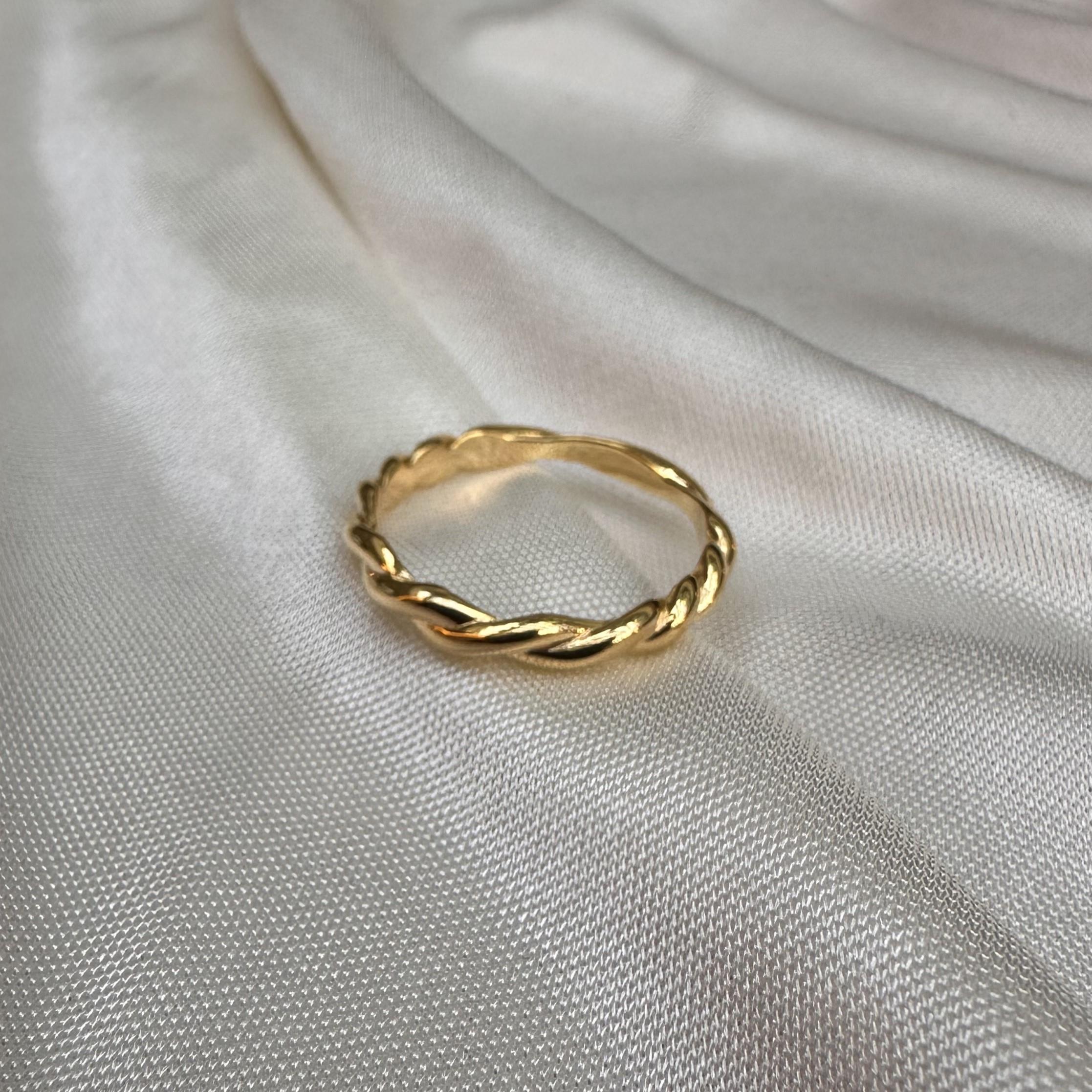 Yüzükİnce Burgu Yüzük Gold