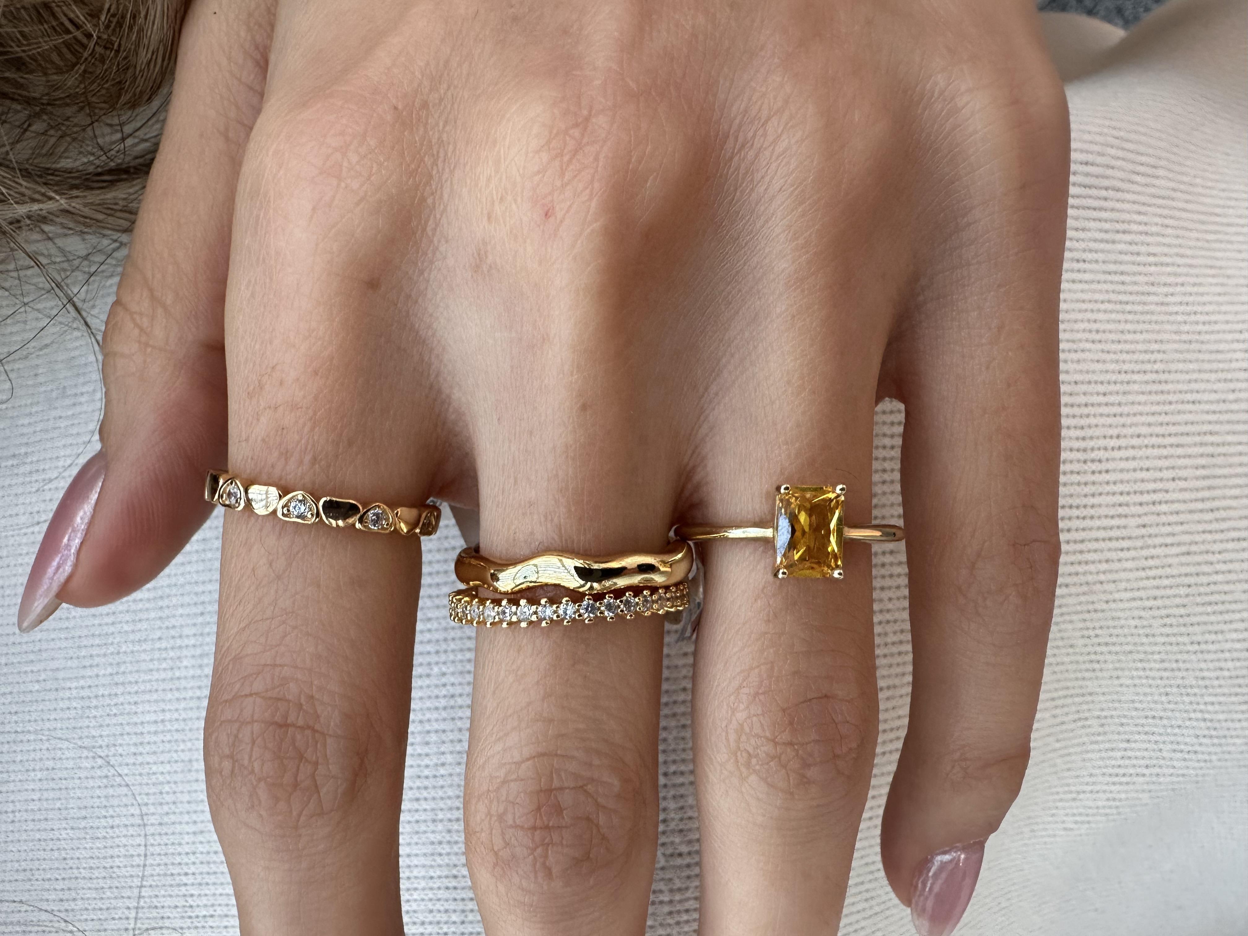 YüzükKristal Sarı Safir Yüzük Gold