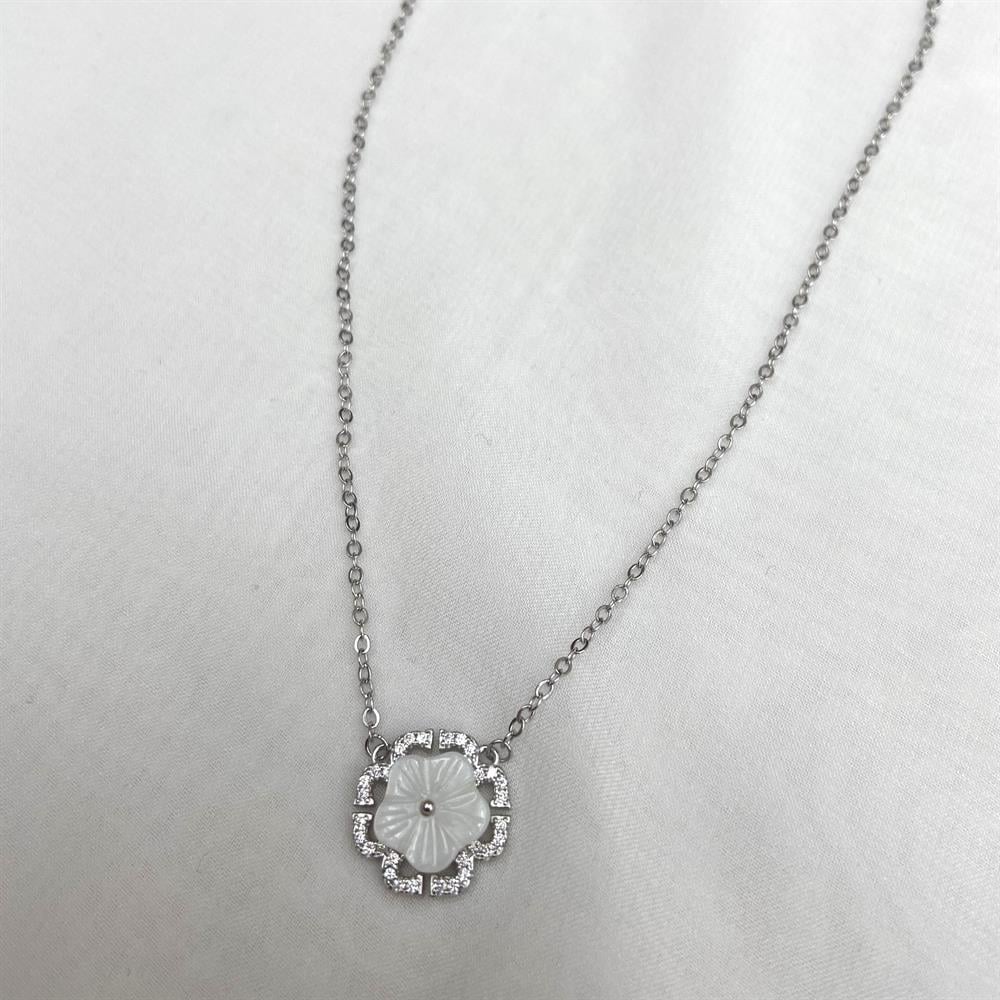 KolyeTaşlı Çiçek Kolye Rodyum 