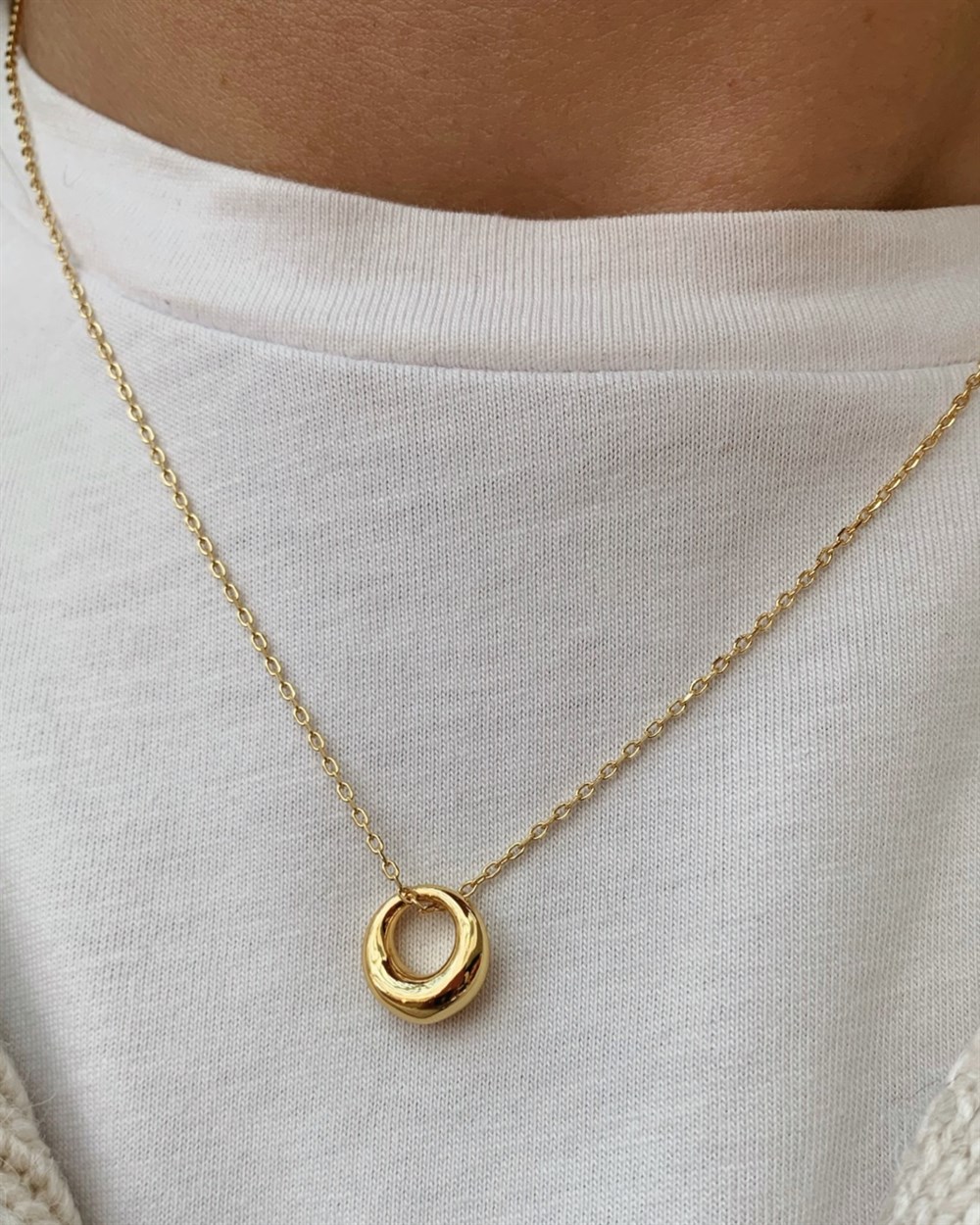 KolyeYuvarlak Uc Halka Kolye