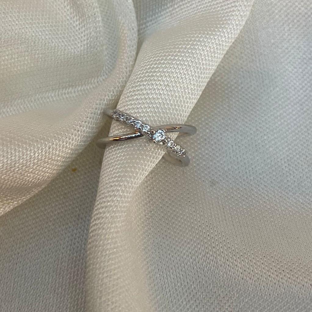 KüpeÇapraz Taşlı Mini Cuff Rodyum