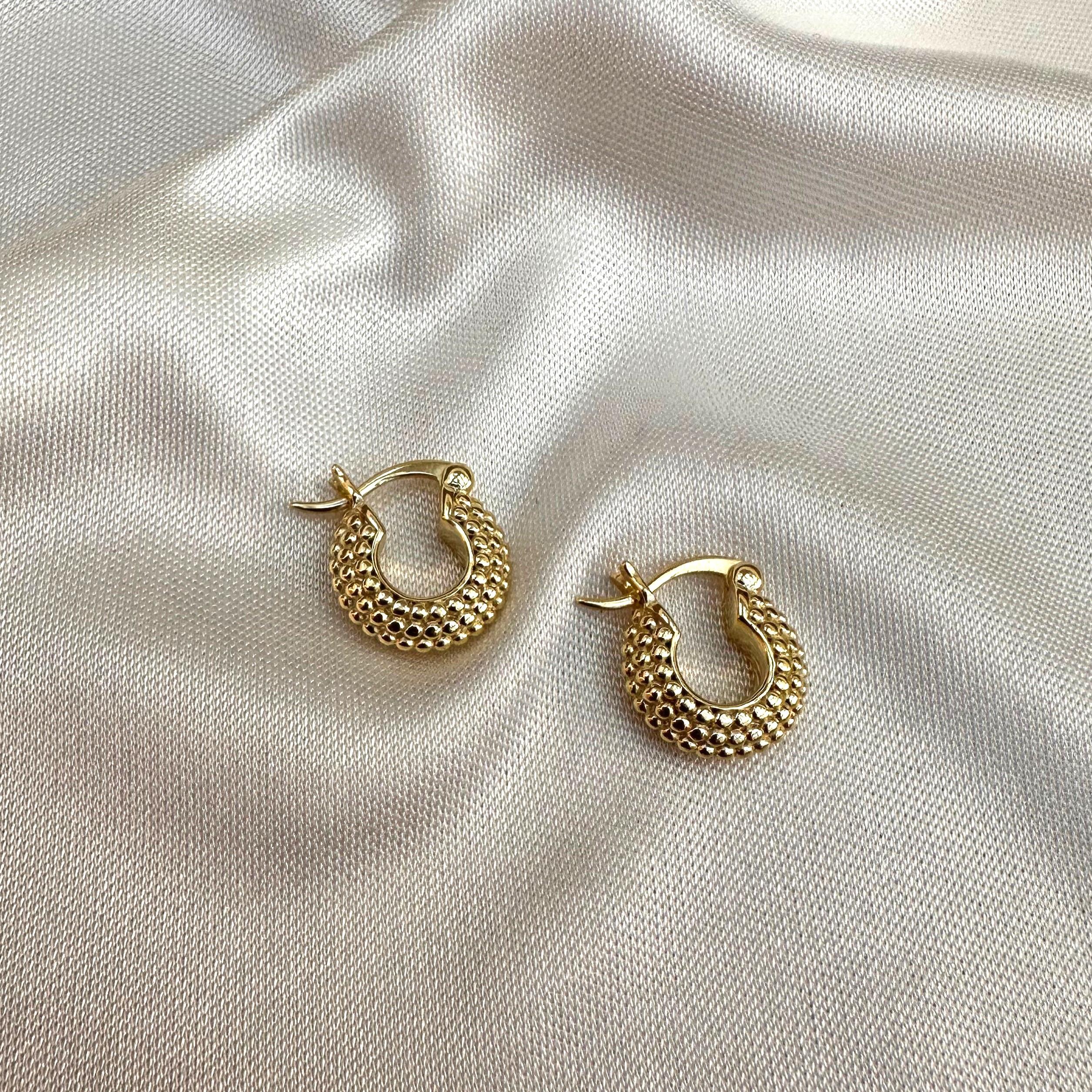KüpeMini Topçuk Detay Halka Küpe Gold