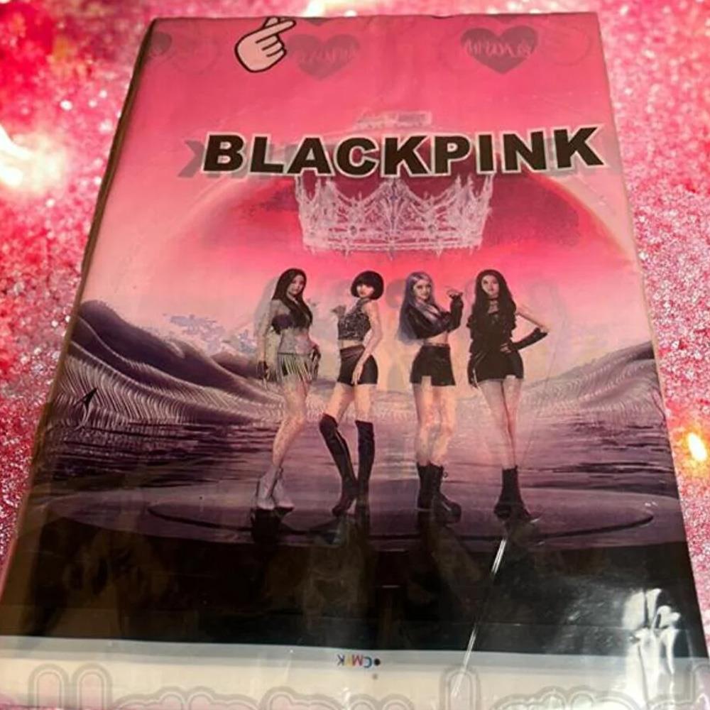 Blackpink Temalı Masa Örtüsü