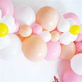 Makaron Pembe Açık Somon ve Beyaz Renkli Papatya Temalı Balon Zincir Seti 2.5 Metre