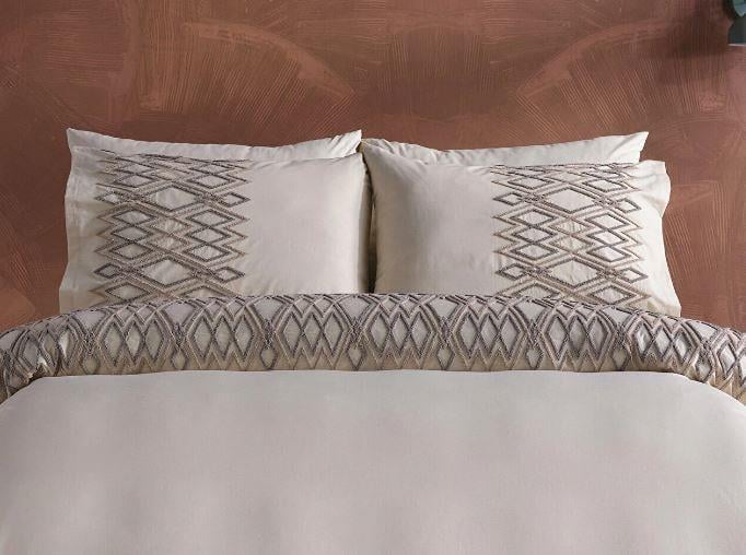 Doqu Home Capitol Nakışlı Nevresim Takımı Çift Kişilik Krem