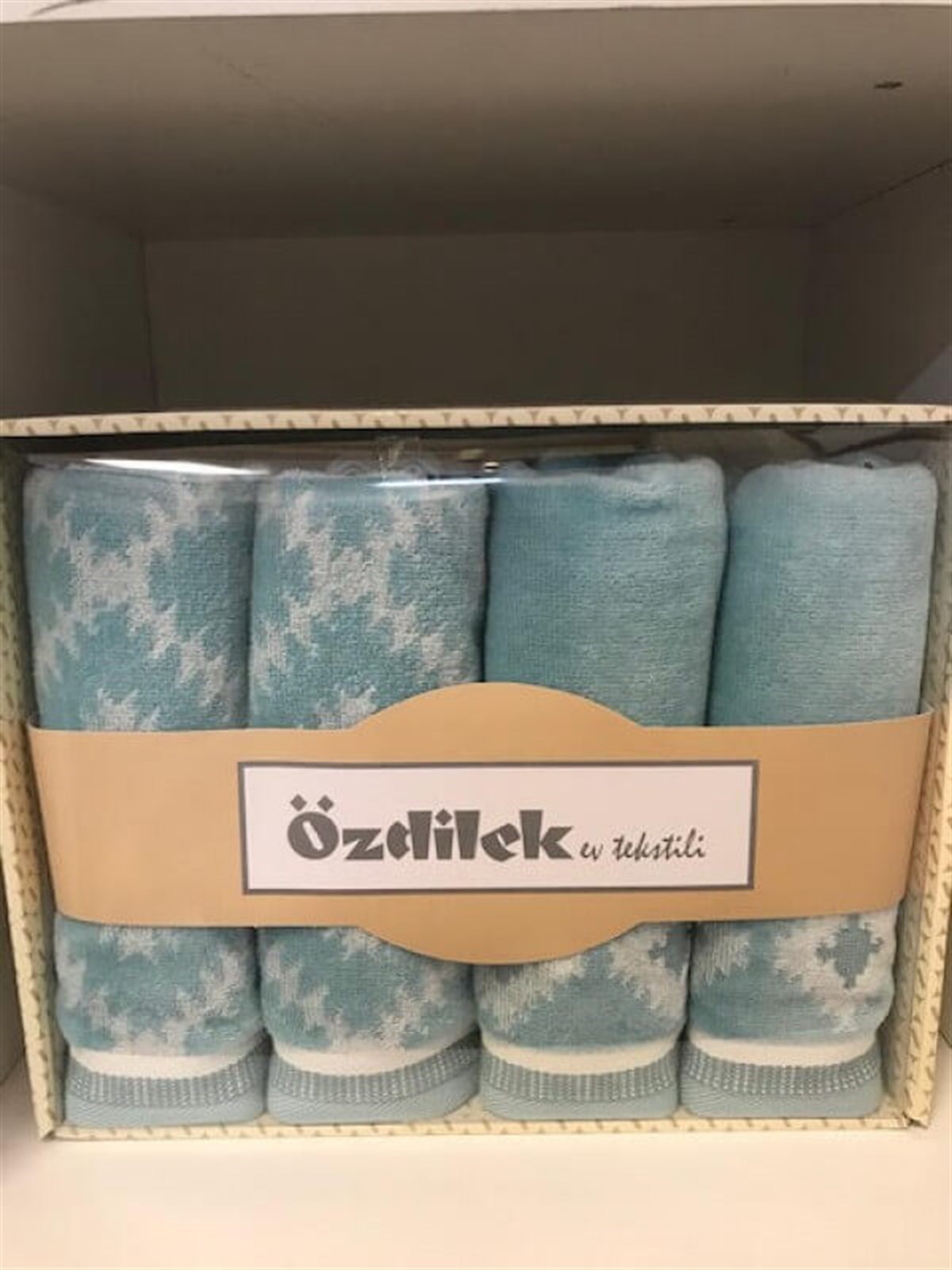 ECLECTIC MINT 4 LU KUTULU HAVLUHavlu Ve Bornoz