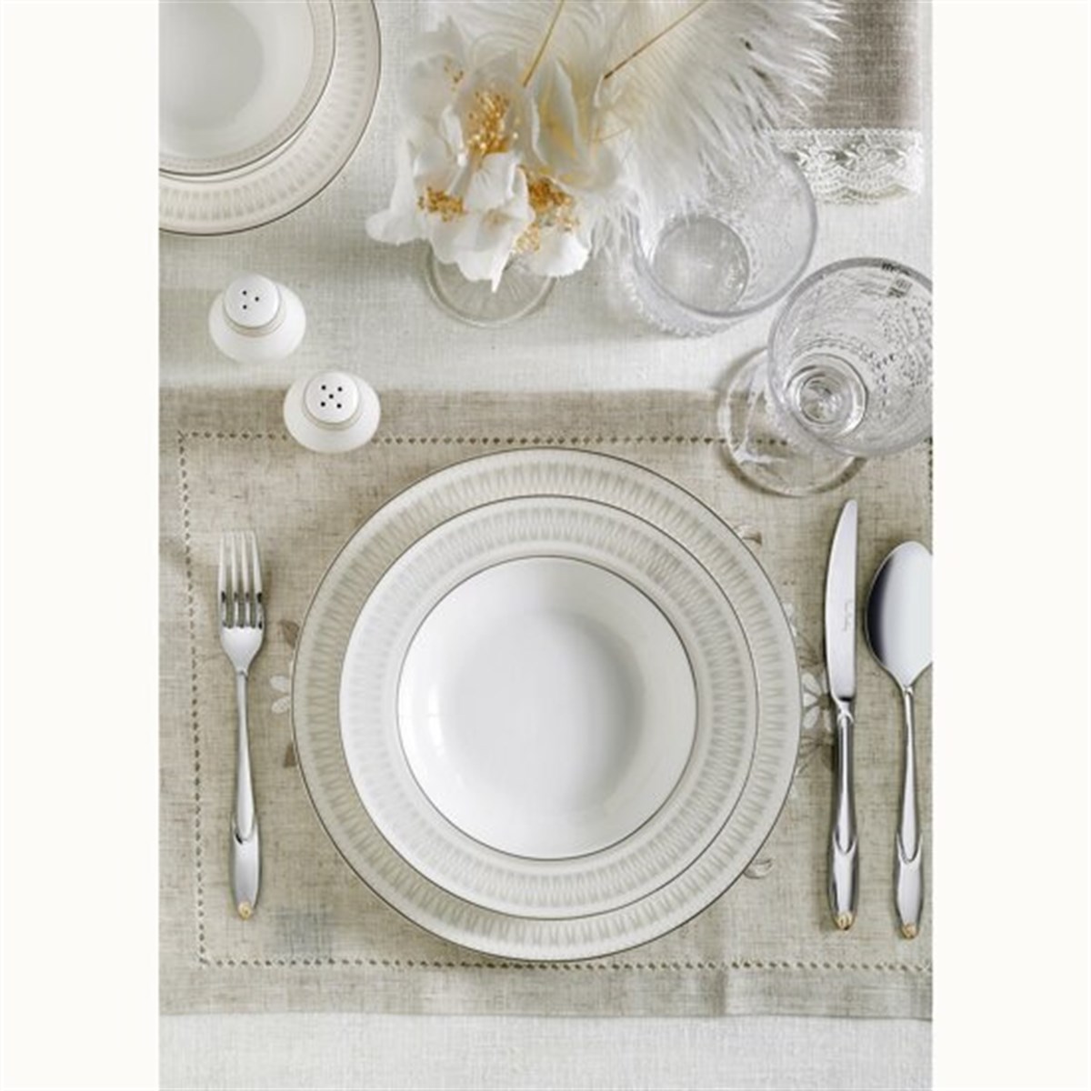 Pierre Cardin Thales 60 Parça 12 Kişilik Yemek TakımıYemek Takımları