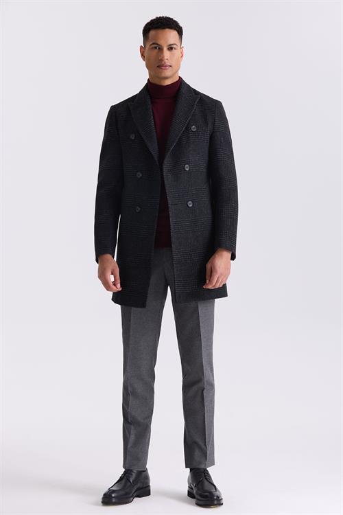 Siyah Comfort Fit Sivri Yaka Ekose Desenli Yünlü Kaban