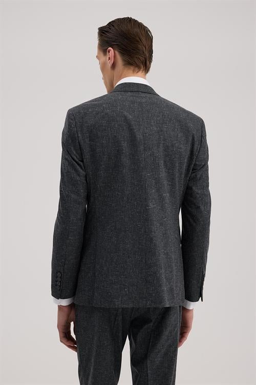 Lacivert Dar Kalıp - Slim Fit Takım Elbise Sivri Yaka