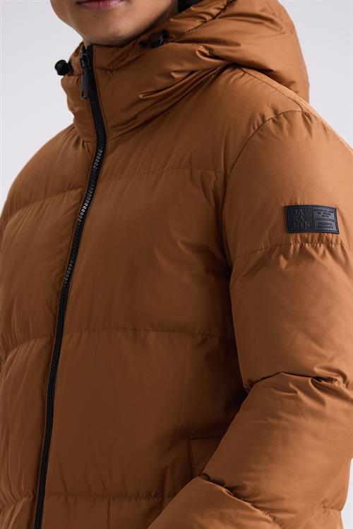 Taba Comfort Fit Kapüşonlu Tam Dolum Kışlık Mont