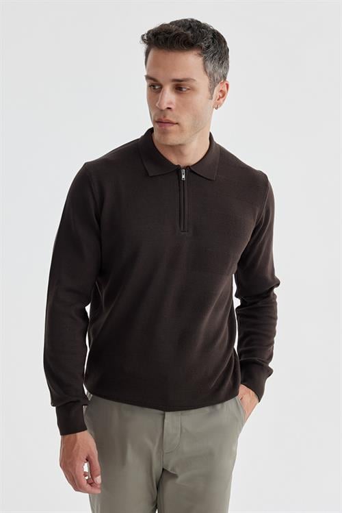 Kahve Slim Fit Pamuklu Desenli Fermuarlı Polo Yaka Triko Kazak