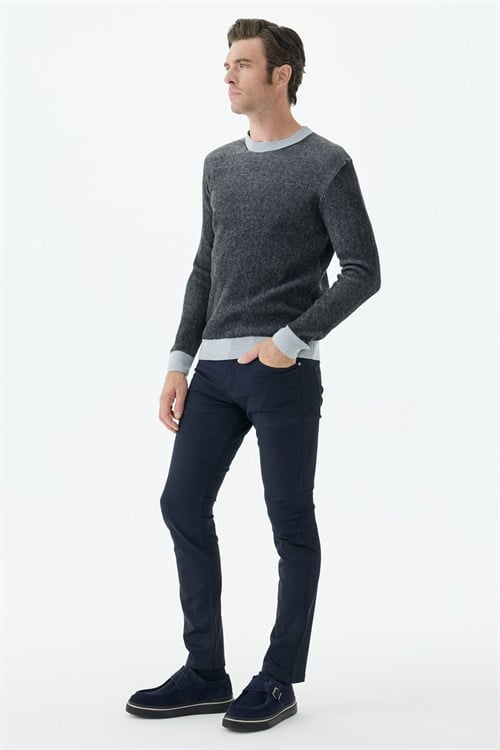 Siyah Comfort Fit Desenli Bisiklet Yaka Triko