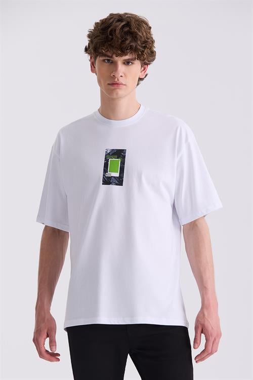 Beyaz Over Size Baskılı Bisiklet Yaka T-Shirt
