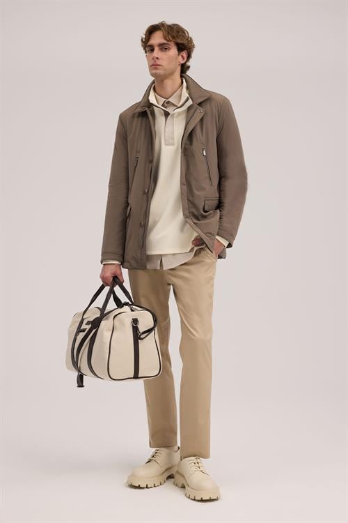 Bej Rahat Kalıp - Comfort Fit Mont Berberi Yaka