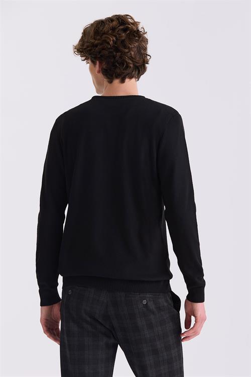 Siyah Slim Fit Bisiklet Yaka Desenli Triko Kazak