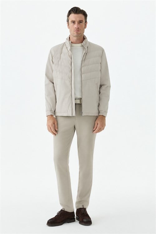 Bej Comfort Fit Dik Yaka Spor Mont Mont