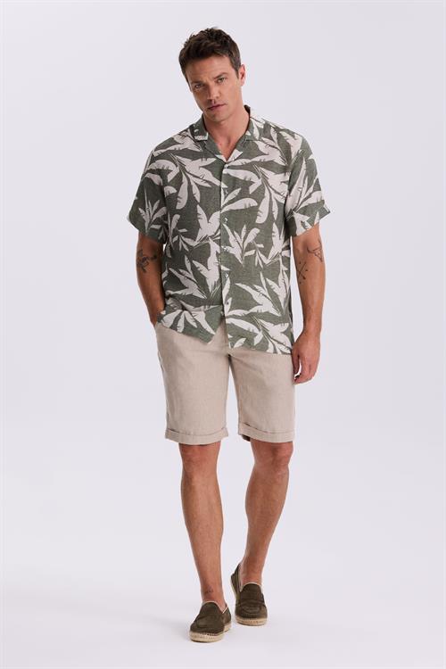 Yeşil Klasik Fit Apaş Yaka Desenli Rahat Kalıp Keten Karışımlı Kısa Kollu Gömlek 