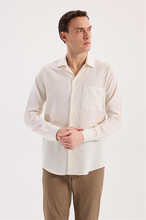 Beyaz Oversize Cepli Pamuk Karışımlı Gömlek