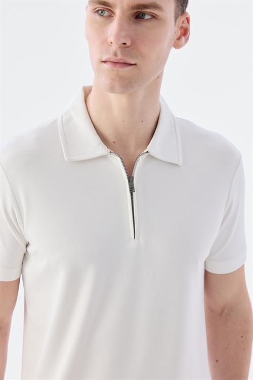 Dar Kalıp - Slim Fit Serili T-Shirt-Jakamen  Apaş Yaka  Serili