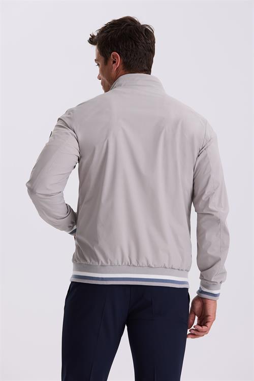 Taş Comfort Fit Dik Yaka Rahat Kesim Mevsimlik Mont 