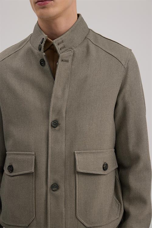 Bej Slim Fit Mono Yaka Cepli Ceket Görünümlü Mont