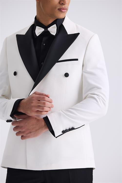 Beyaz Slim Fit Sivri Yaka Kruvaze Smokin Takım Elbise