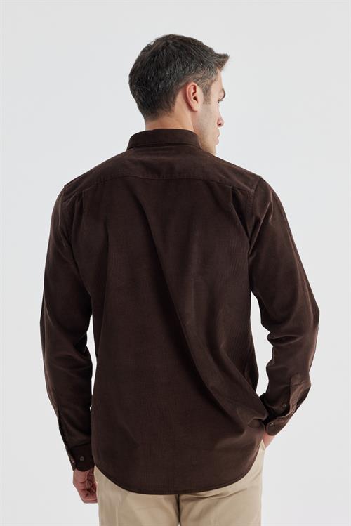 Kahve Comfort Fit Düğmeli Yaka %100 Pamuklu Kadife Gömlek